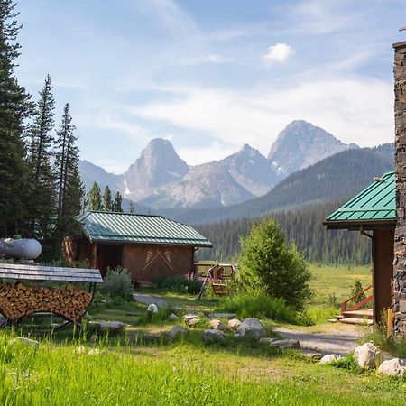 Mount Engadine Lodge Kananaskis Екстер'єр фото