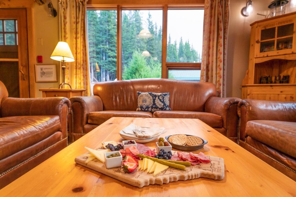 Mount Engadine Lodge Kananaskis Екстер'єр фото