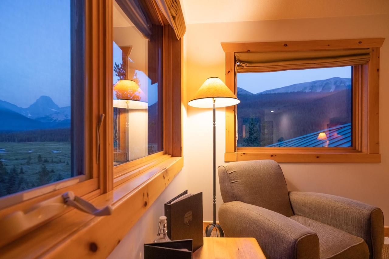Mount Engadine Lodge Kananaskis Екстер'єр фото