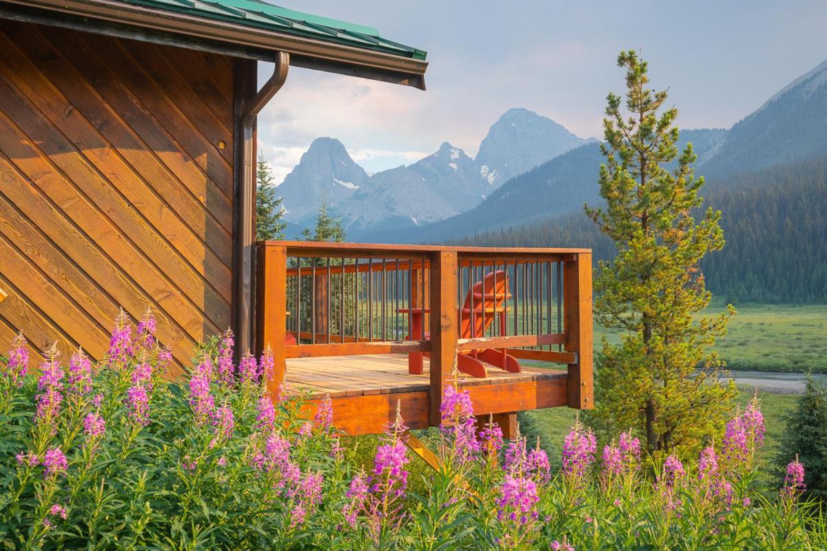 Mount Engadine Lodge Kananaskis Екстер'єр фото