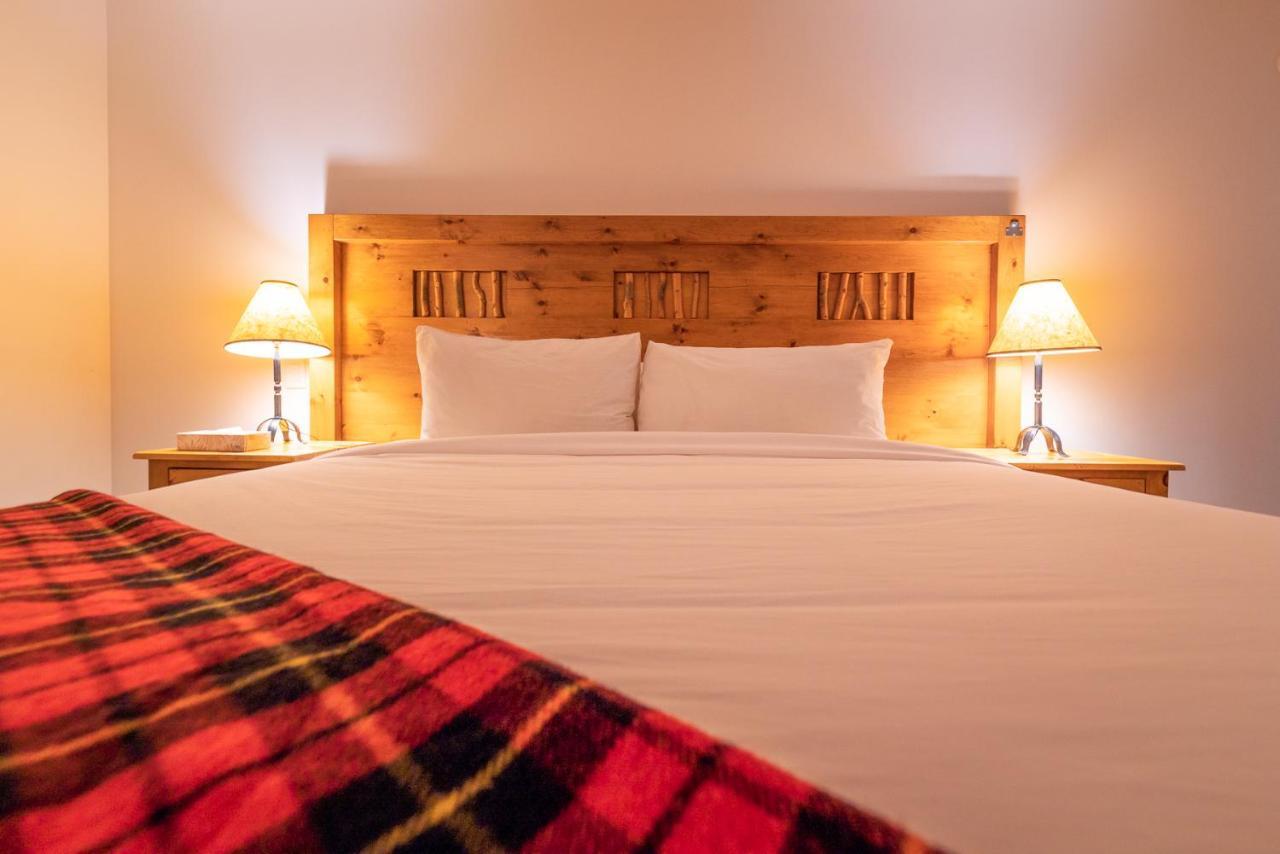 Mount Engadine Lodge Kananaskis Екстер'єр фото