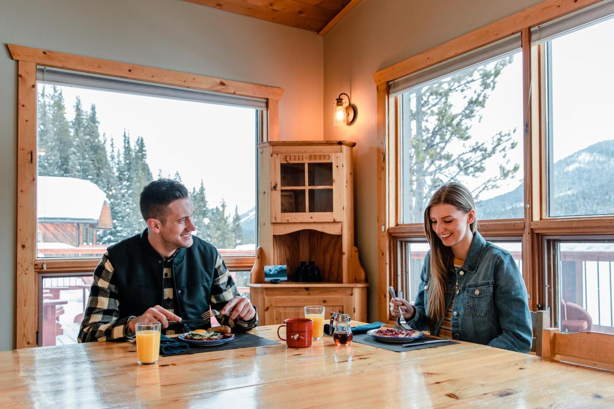 Mount Engadine Lodge Kananaskis Екстер'єр фото